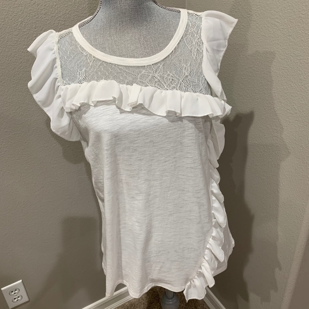 CeCe White Lace T-shirt